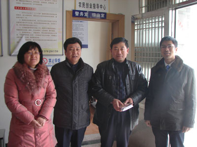 慈善石莊行，海宏獻(xiàn)愛心